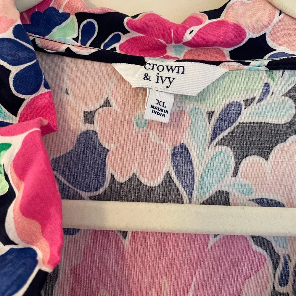 Crown & Ivy pink floral sleeveless dress - Picture 6 of 7